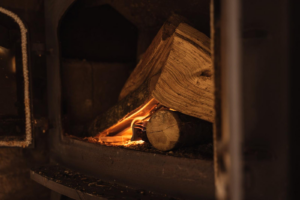 Lire la suite à propos de l’article Guide pratique pour l’installation d’un insert de cheminee etape par etape